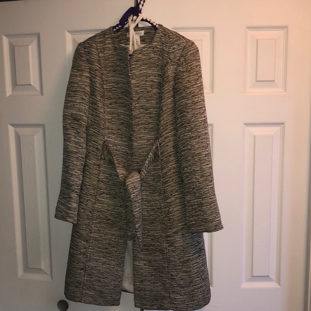 White House Black market size 0 fully lined jacket
